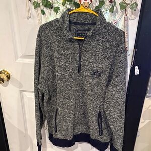Abercrombie & Fitch Black and Gray Zip Up Sweater